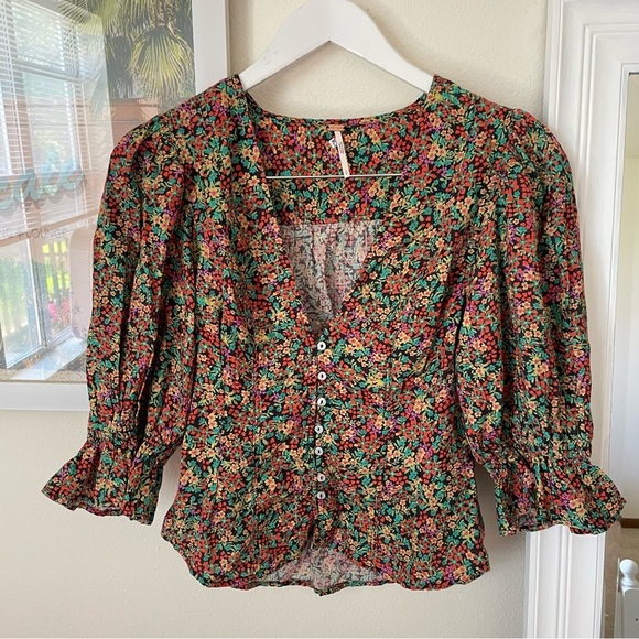 Free People I Found You Floral Blouse Top in Black Motif Size Small - Picture 2 of 5